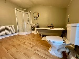 Photo 25- click for photo gallery